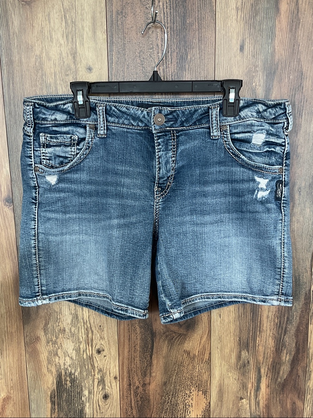 Silver Jeans Sam Short Denim Jean Shorts 33 x 4.5     166B